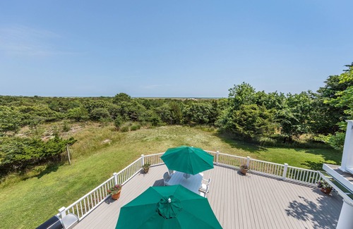 Amagansett Dunes House | Oceanfront Amagansett Gem