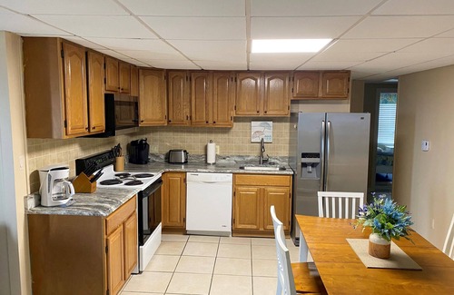 Midtown Ocean City Condo | Oceanfront condos with 3 night minimum rentals and linens included!