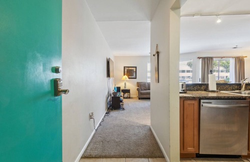 Northeast Virginia Beach Condo | Patio & Pool | Walk to Beach | Central Downtown