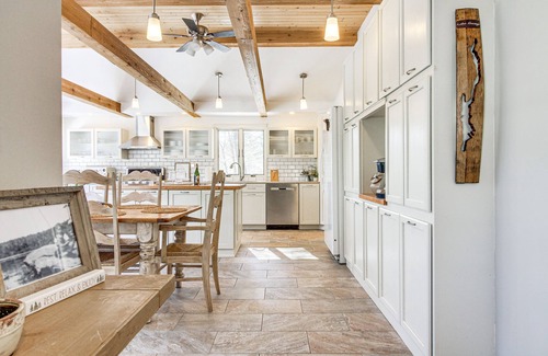 Lake George House | Peaceful Lake George Getaway - 3 Mi to Beach!