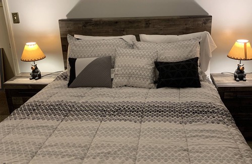 North Woodstock House | Perfect location in desirable Alpine Village all weeks are 20% off nightly rate