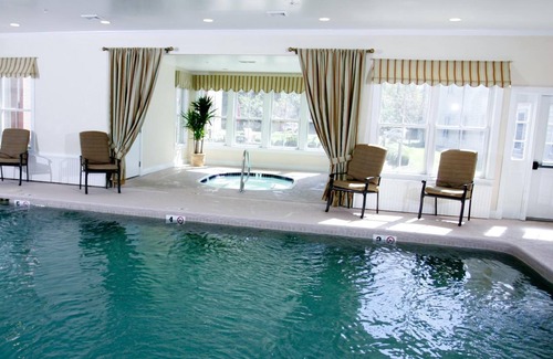 Proctorsville Hotel | Pointe at Castle Hill Resort