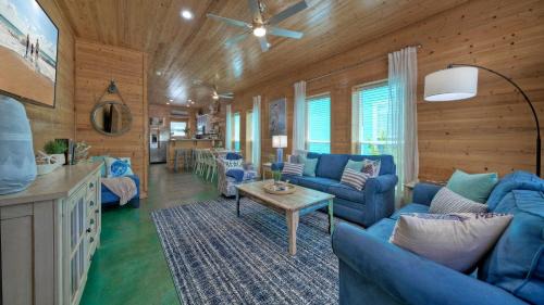 Cinnamon Shore House | Pool Patio Blocks to the Beach Golf Cart Zone Daiquiri Daze by AvantStay