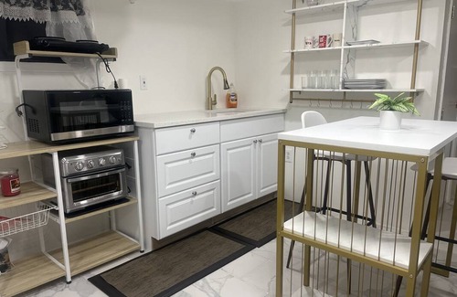 Belleville Resort | Private room ∙ 1 guest