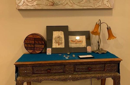 Roanoke Resort | Private room ∙ 1 guest