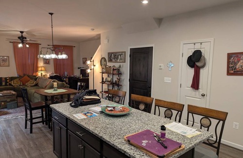 Waynesboro Resort | Private room ∙ 2 guests