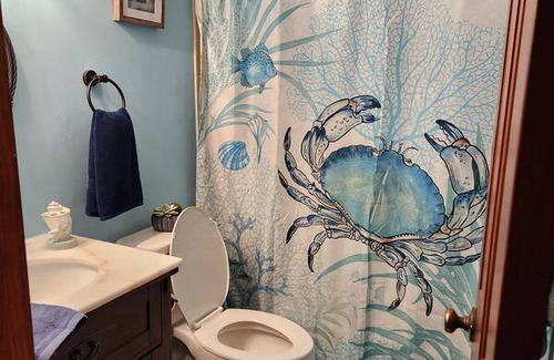 North Newport News Resort | Private room ∙ 2 guests