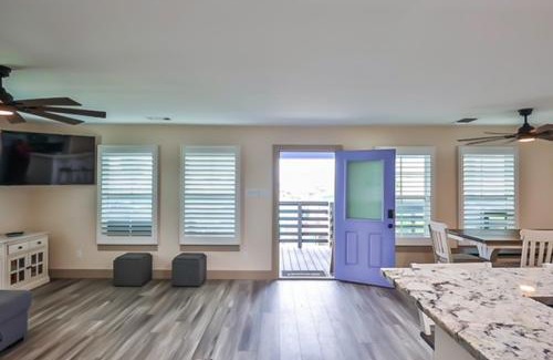 Galveston House | Purple Pelican By The Sea