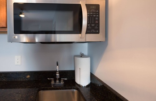 Seabrook Condo | Recently remodeled, Tranquil Seabrook Retreat, walking distance to beach.