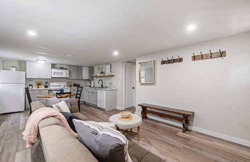 Bradford Cabin | Riptide Cottage: Adorable Yr Round Cottage in Bradford