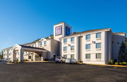 Big Chimney Hotel | Sleep Inn Charleston