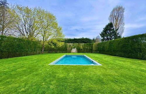 Village of Southampton House | Southampton Village, Complete Privacy, Gunite Pool & and 3 minute walk to town!