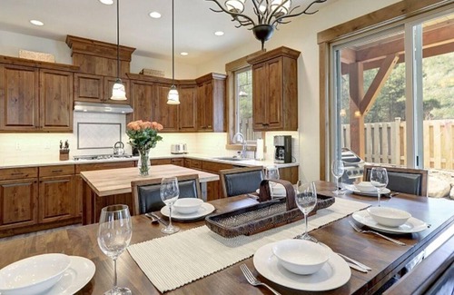 Cle Elum House | Suncadia 4 Bdrm Pet Friendly Townhome close to Prospector Golf Course