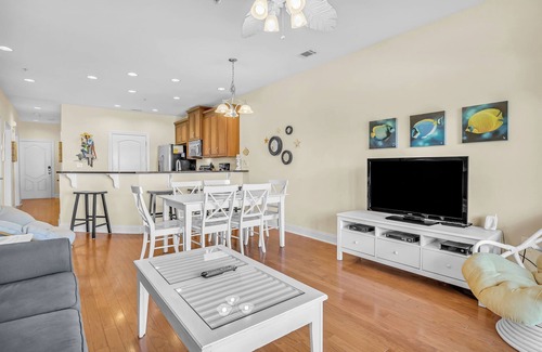 Yaupon Beach Condo | The Dunes: Ocean View Condo with Community Pool, Hot Tub, Beach Access