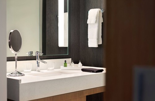Stockade Historic District Hotel | The Landing Hotel at Rivers Casino & Resort
