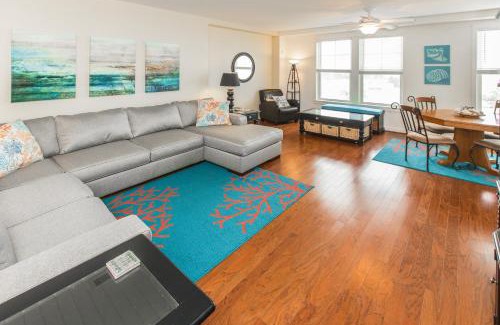 Sandbridge Apartment | The Sanctuary - Sun, Surf, Sand A314
