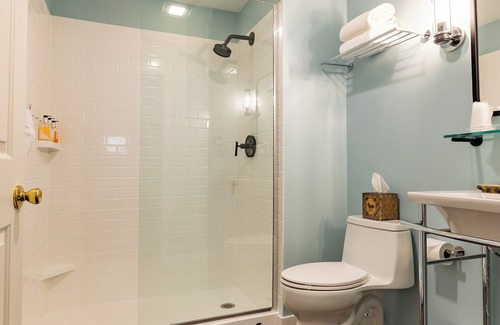 Wolfeboro Hotel | The Wolfeboro Inn