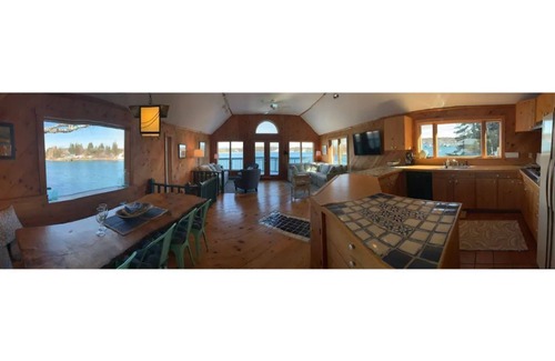 Bernard House | Tidewatch- harborside cottage, unparalleled views