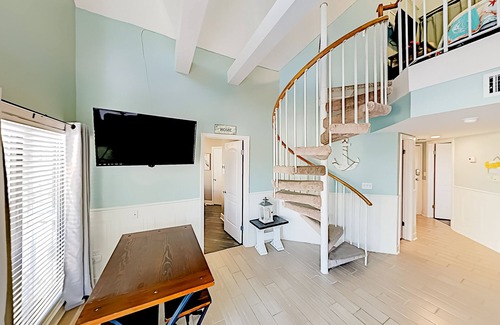 Fort Morgan Condo | Updated Top-Floor Condo at Plantation with Gulf View Balcony, Loft, and WiFi