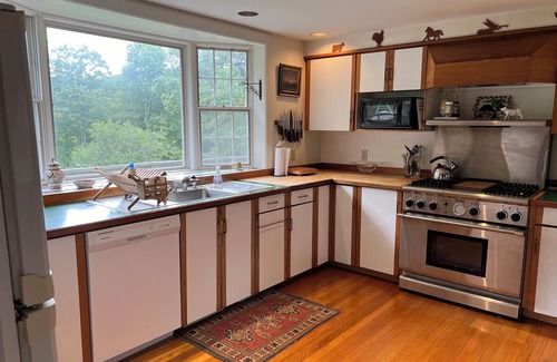 Woodstock House | Vermont Gem Near Woodstock and Quechee