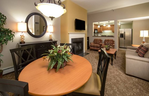 Brownsville Villa | Villa ∙ 2 bedrooms ∙ 6 guests