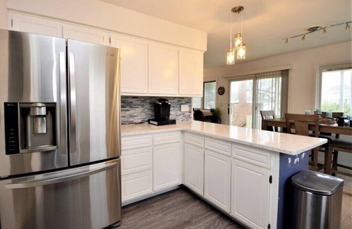East Quogue House | Waterfront in the Hamptons. Summer 2026 dates available now.