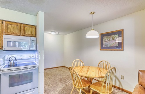 Killington Condo | Welcoming condo near the slopes with free WiFi and full kitchen