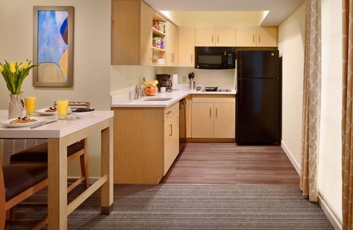 Malvern Apartment | 1 Bedroom x 1 Bath Suite in Malvern, PA