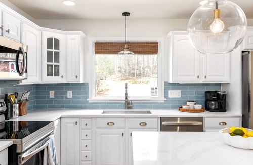Reva Cabin | 10-Acre, Dog-Friendly House Near Mtns & Wineries, Sleeps 8
