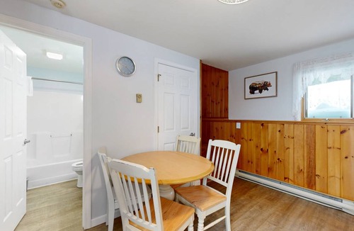 Thornton Condo | 102 m² Condo ∙ 2 bedrooms ∙ 6 guests