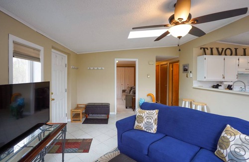Windham House | 102 m² House ∙ 2 bedrooms ∙ 6 guests