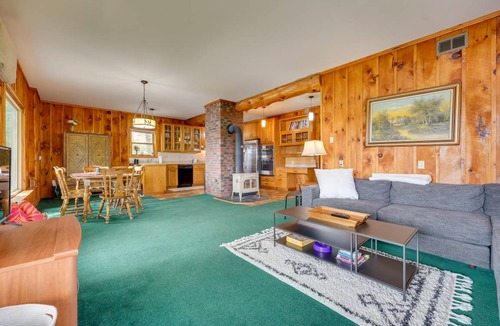 Lake George House | 102 m² House ∙ 3 bedrooms ∙ 8 guests
