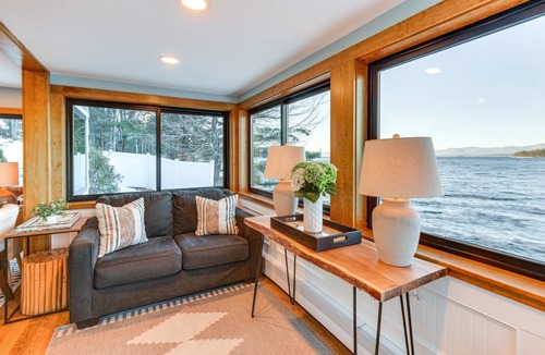 Alton Bay House | 107 m² House ∙ 3 bedrooms ∙ 8 guests