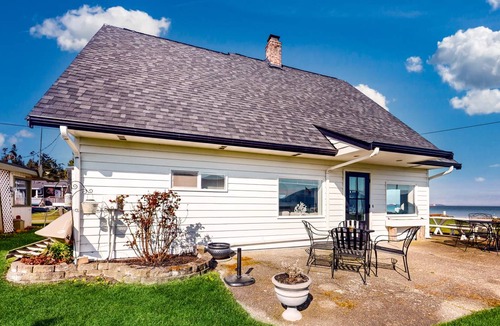 Bow House | 111 m² House ∙ 2 bedrooms ∙ 8 guests