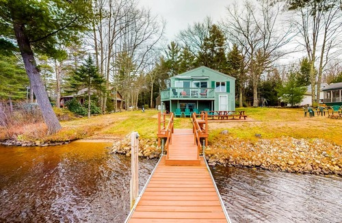 South Sanford House | 112 m² House ∙ 3 bedrooms ∙ 8 guests