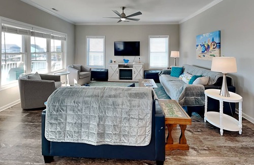 Surf City House | 125 m² House ∙ 3 bedrooms ∙ 8 guests