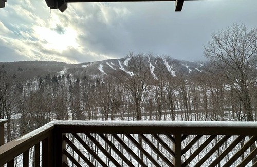 Stowe Area Condo | #1315 | STUDIO | The Lodge At Spruce Peak | Big Mountain Views 3rd floor