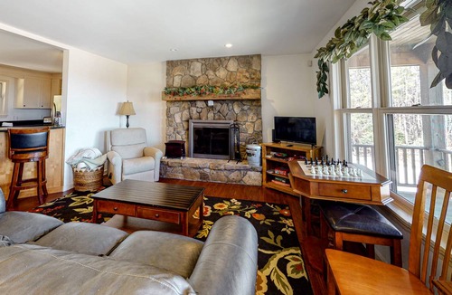 Ludlow Cabin | 139 m² Cabin ∙ 3 bedrooms ∙ 8 guests