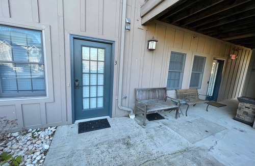 Mercersburg House | 14175 Northern Lights #3 | Studio next to the slopes!