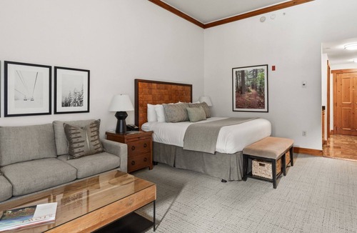 Stowe Area Cabin | #145 * Inside the Lodge At Spruce Peak | Studio | Pool & Mountain Views!
