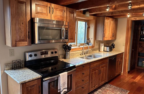 Chester House | 15 Minutes to ski Okemo - Mountain views from this magical log home on 6 acres