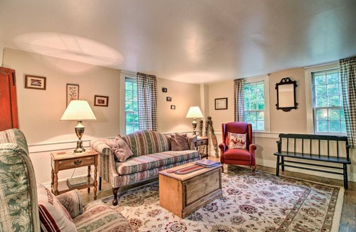 Enfield House | 157 m² House ∙ 4 bedrooms ∙ 8 guests