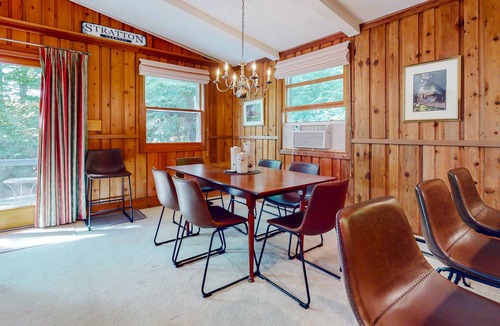 Stratton and Bromley Ski Areas House | 158 m² House ∙ 3 bedrooms ∙ 6 guests