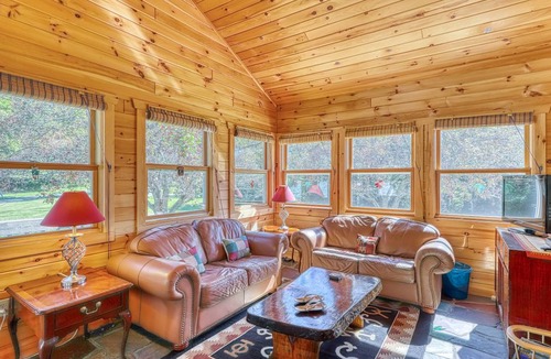 Brant Lake House | 163 m² House ∙ 4 bedrooms ∙ 8 guests