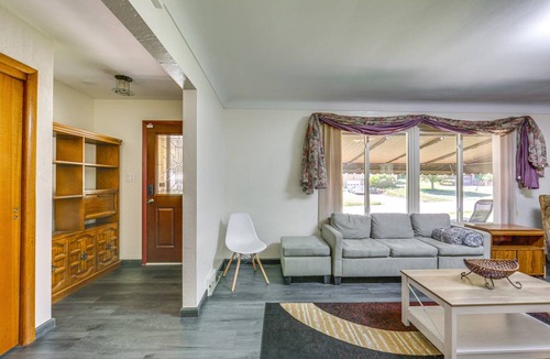 Monroeville House | 167 m² House ∙ 4 bedrooms ∙ 8 guests