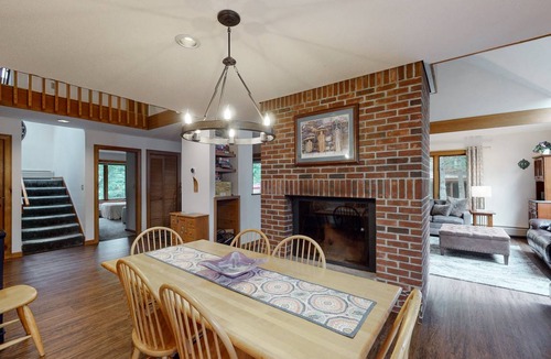 Ludlow Condo | 171 m² Condo ∙ 3 bedrooms ∙ 6 guests
