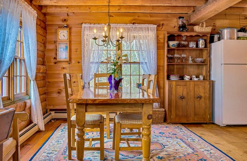 Quechee Cabin | 180 m² Cabin ∙ 3 bedrooms ∙ 8 guests