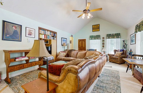 Bethel House | 186 m² House ∙ 3 bedrooms ∙ 6 guests
