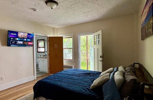 South Medford Apartment | 19 m² Apartment ∙ 1 bedroom ∙ 2 guests