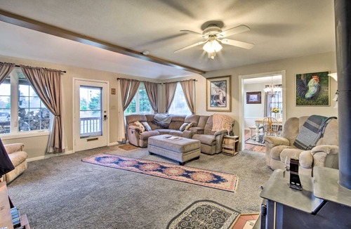Coos Bay House | 194 m² House ∙ 3 bedrooms ∙ 6 guests